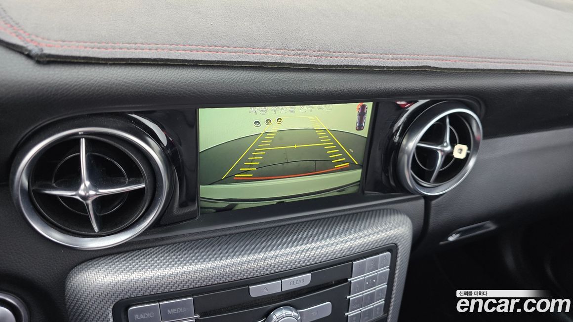 Mercedes-Benz SLC-Class 2017