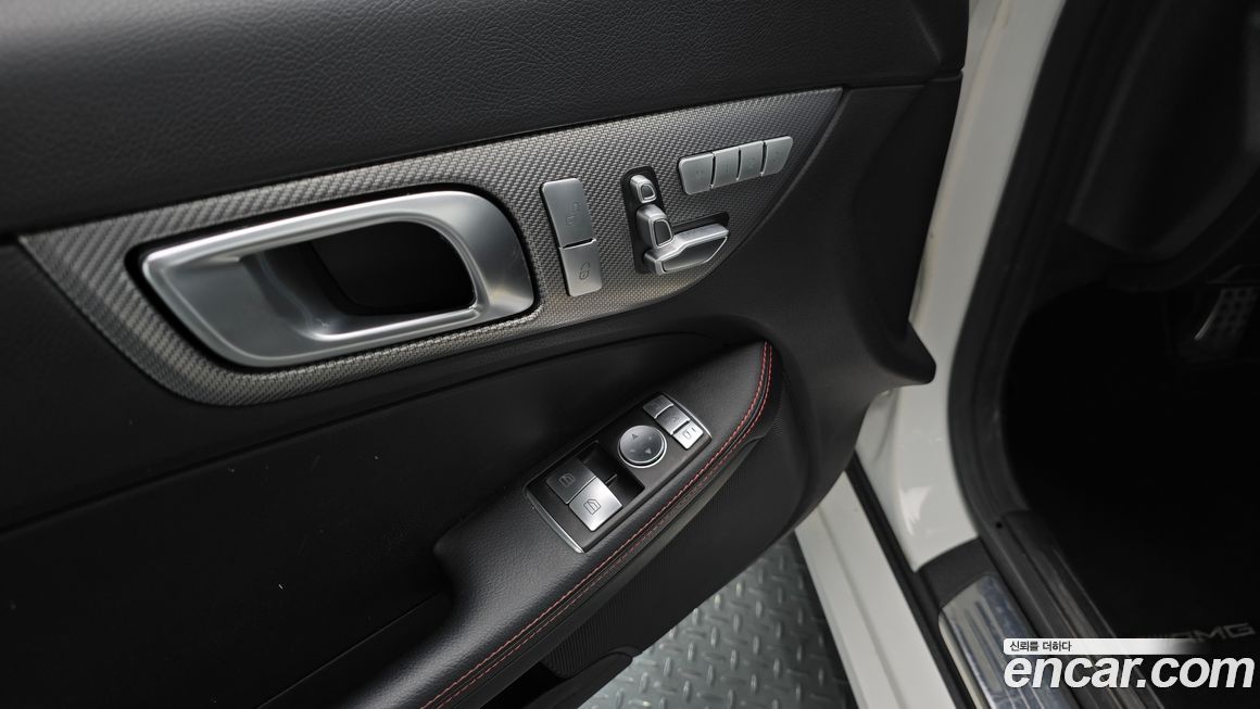 Mercedes-Benz SLC-Class 2017