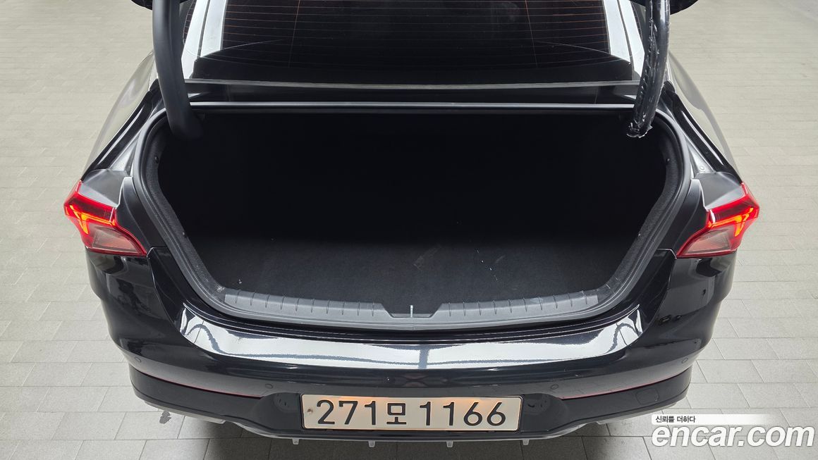 Kia K5 2023
