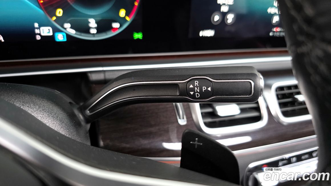 Mercedes-Benz GLE-Class 2021