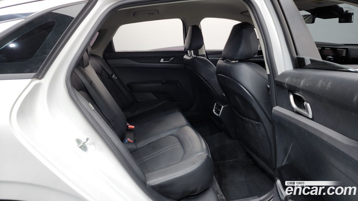 Kia K5 2022
