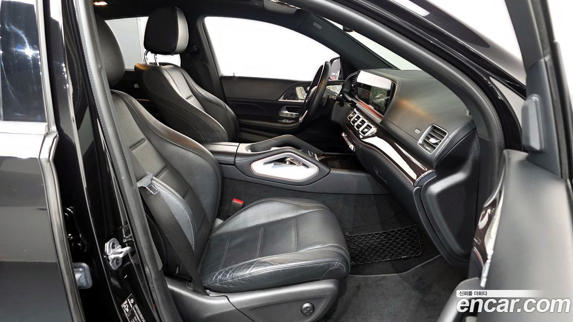 Mercedes-Benz GLE-Class 2021