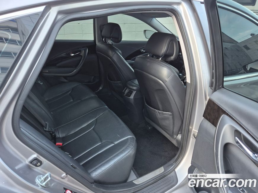 Hyundai Grandeur 2011