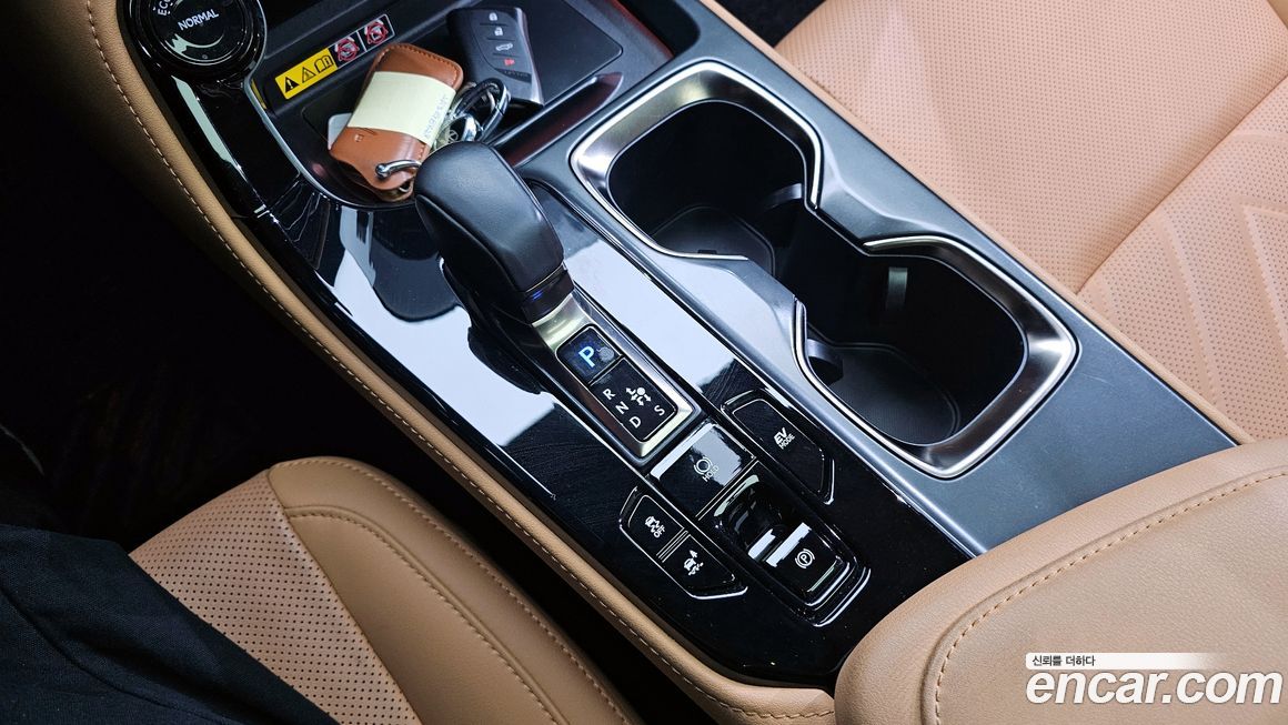 Lexus NX 2025