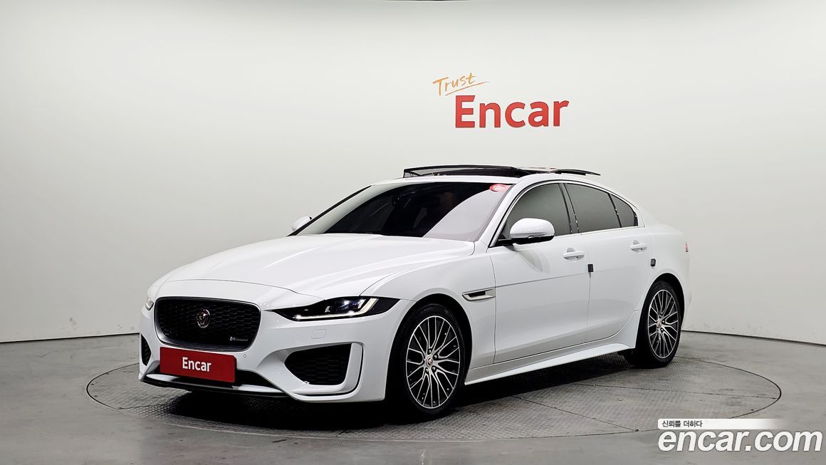 Jaguar XE 2020