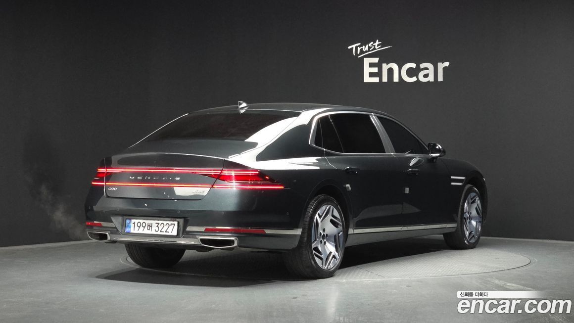 Genesis G90 2024