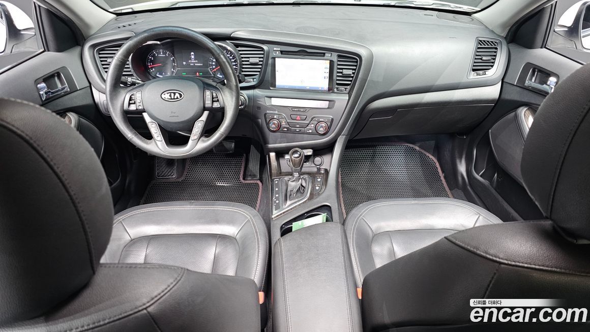Kia K5 2011