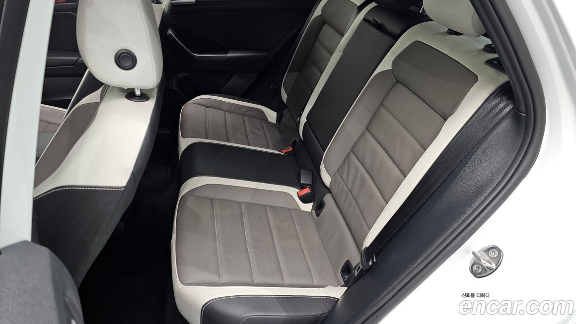 Volkswagen T-Roc 2021