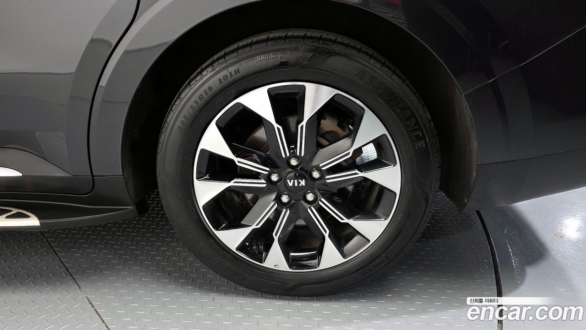 Kia Canival 2021
