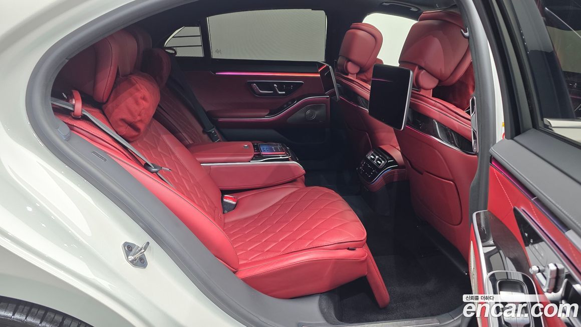 Mercedes-Benz S-Class 2022