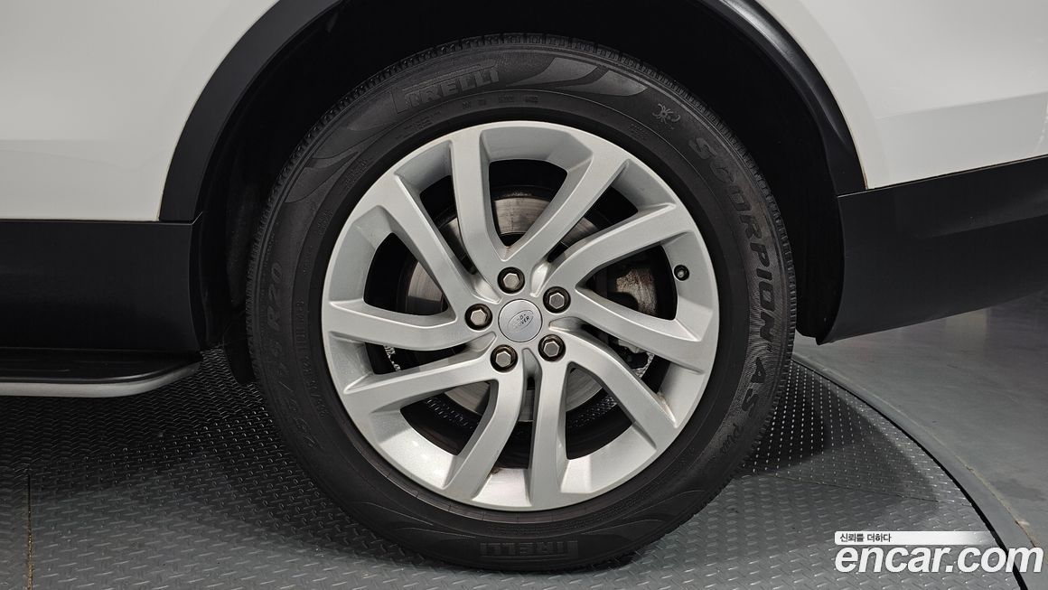 Land Rover Discovery 2017