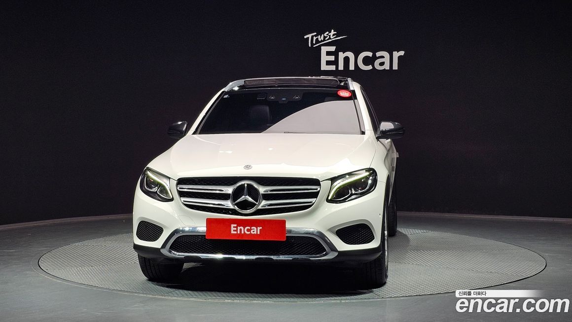 Mercedes-Benz GLC-Class 2018