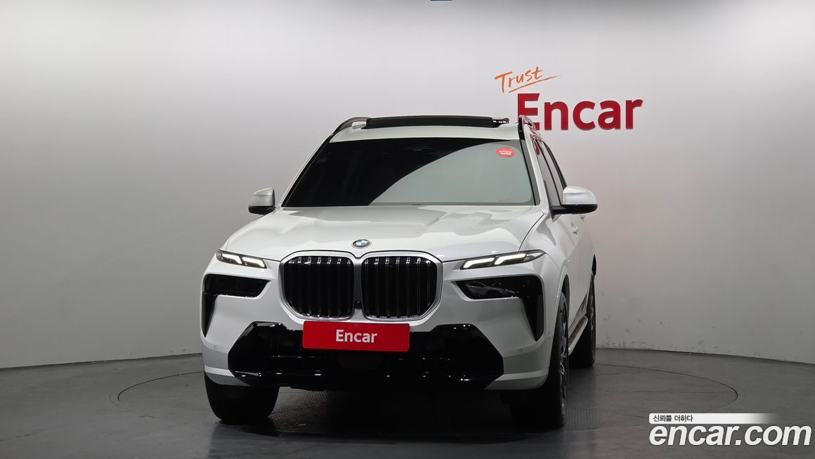 BMW X7 2025