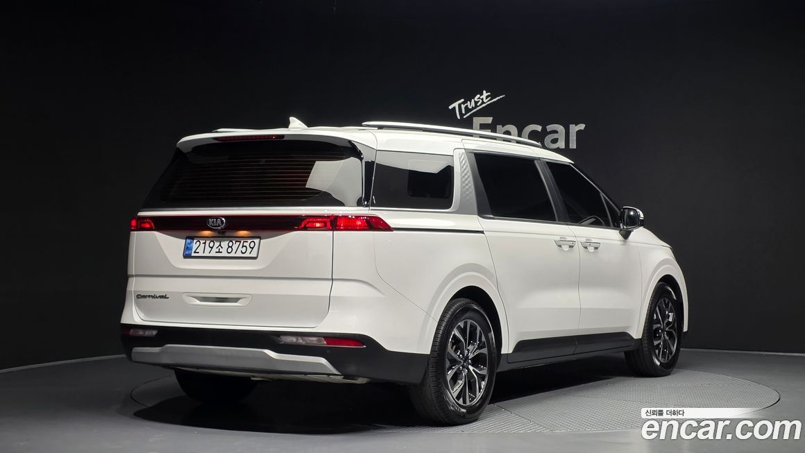 Kia Canival 2021