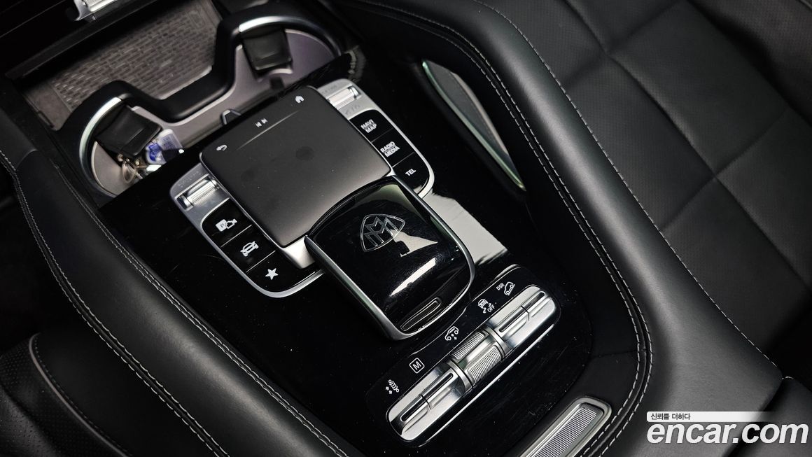 Mercedes-Benz GLS-Class 2023