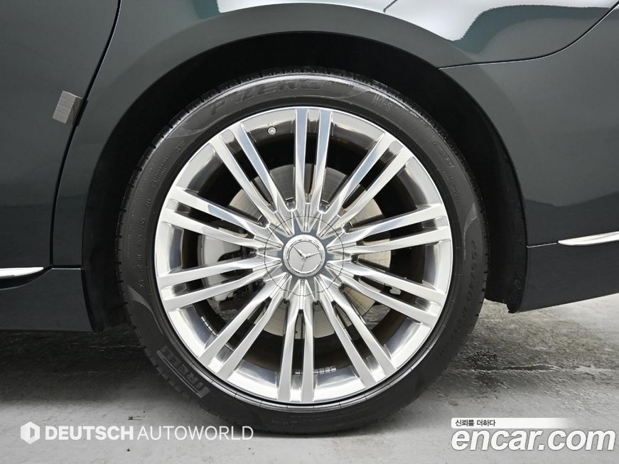 Mercedes-Benz S-Class 2022