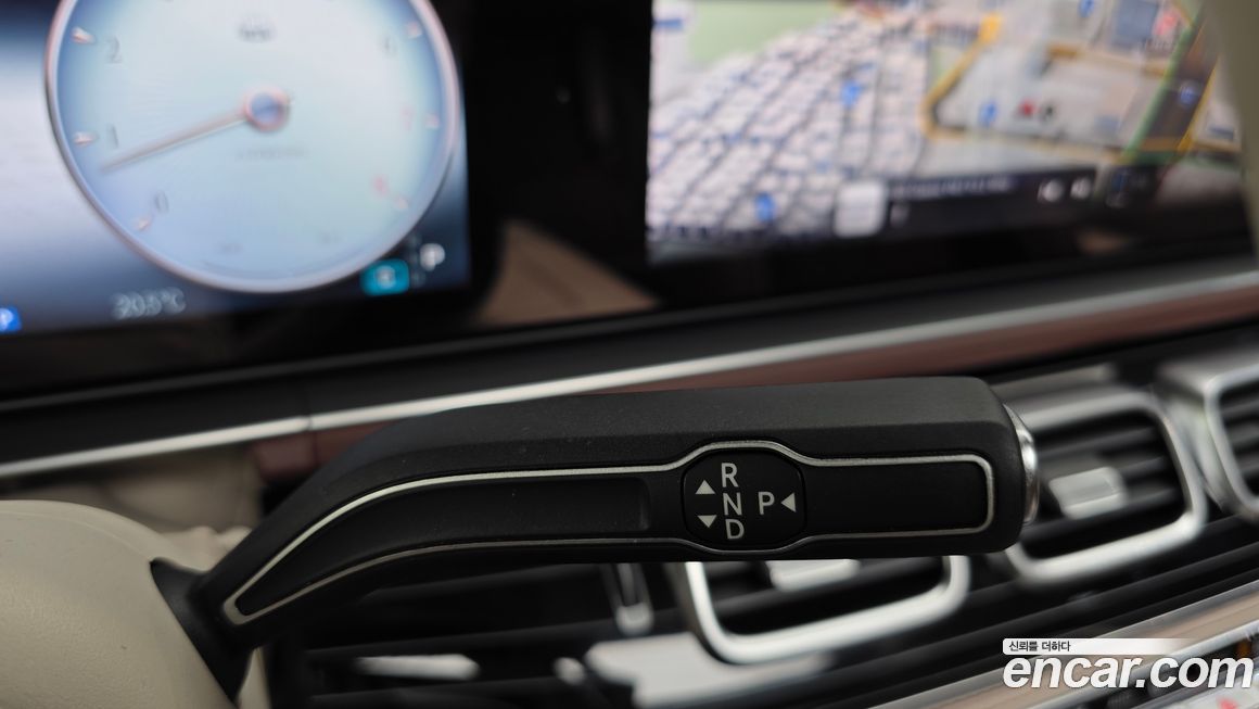 Mercedes-Benz GLS-Class 2024