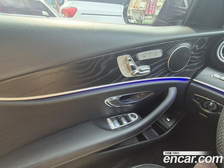 Mercedes-Benz E-Class 2017