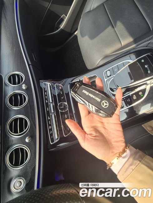 Mercedes-Benz E-Class 2017