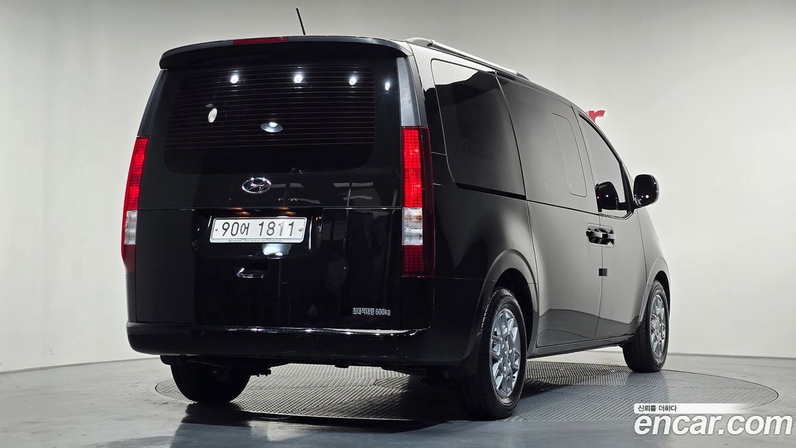 Hyundai Staria 2022