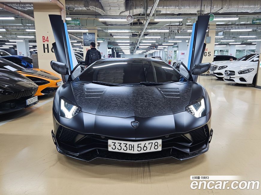 Lamborghini Aventador 2018