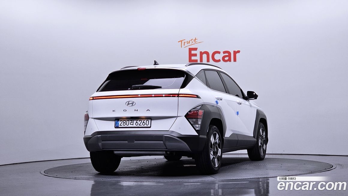 Hyundai Kona 2025