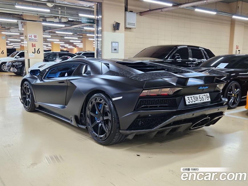 Lamborghini Aventador 2018