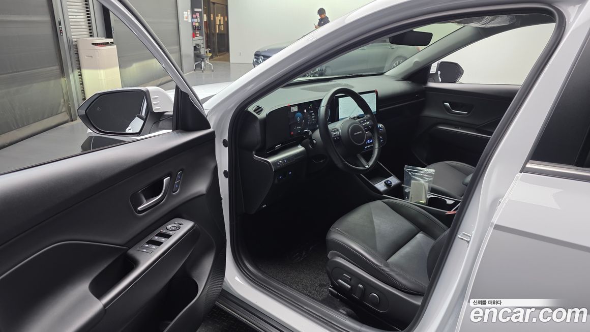 Hyundai Kona 2025