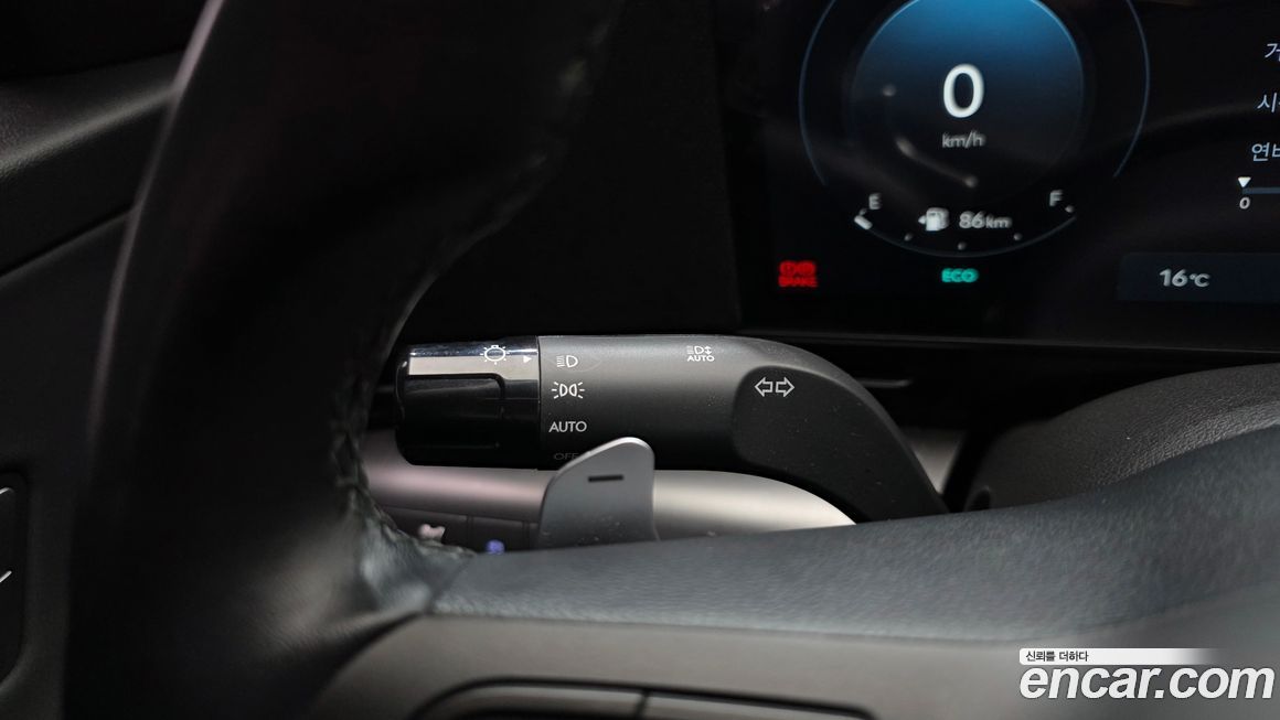 Hyundai Kona 2025