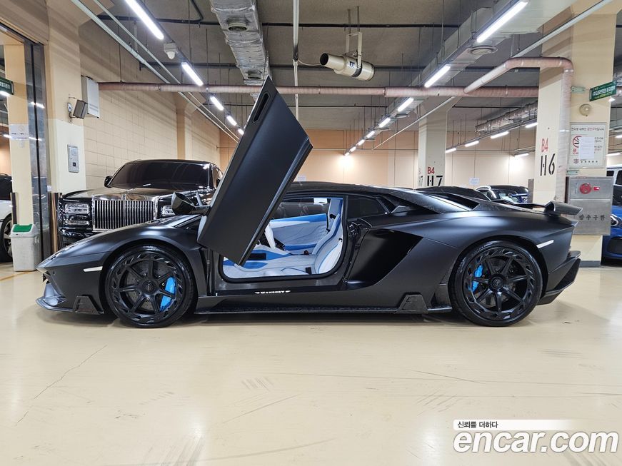 Lamborghini Aventador 2018