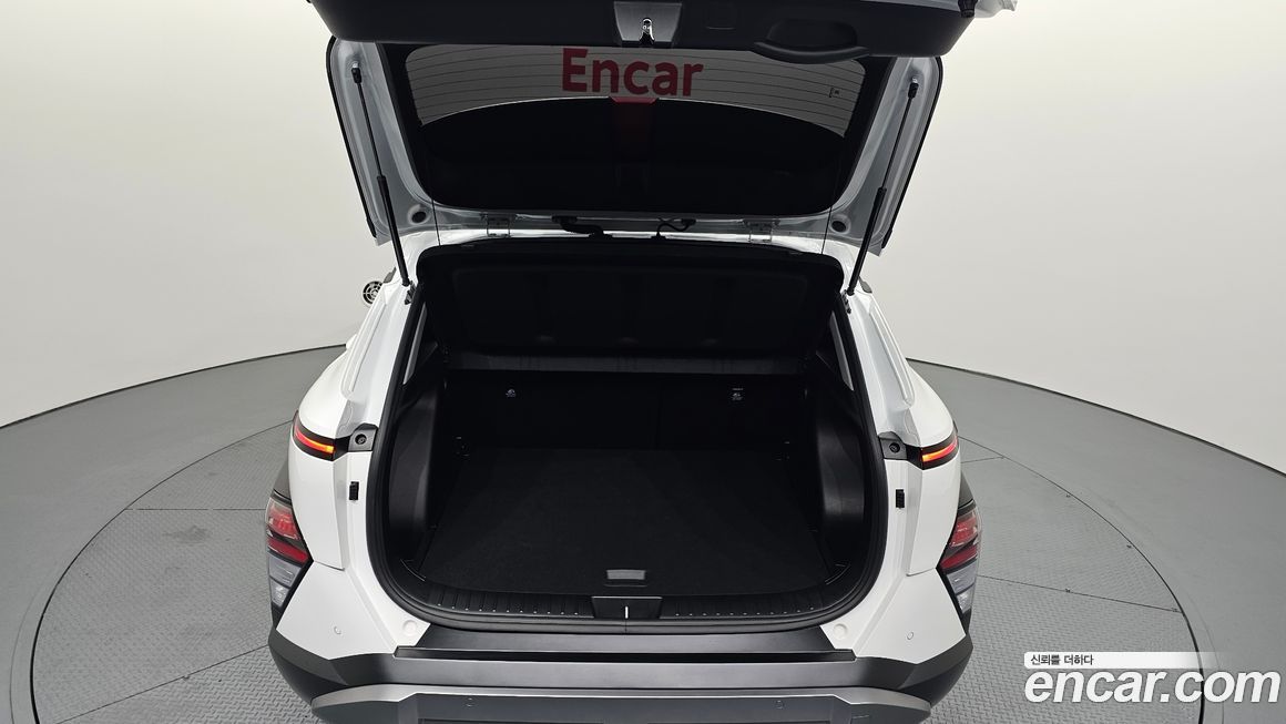 Hyundai Kona 2025