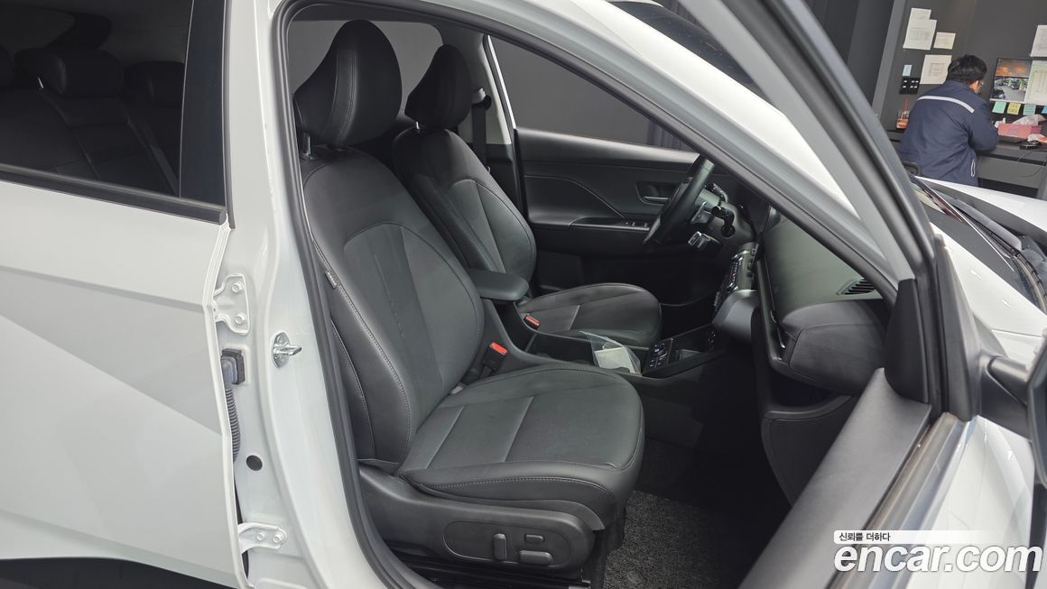 Hyundai Kona 2025