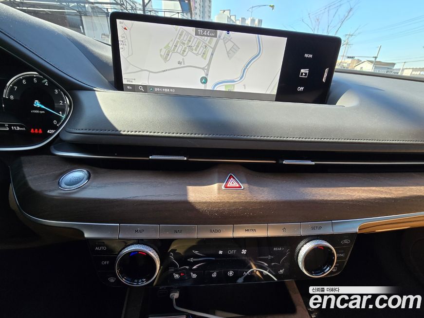 Genesis G80 2022