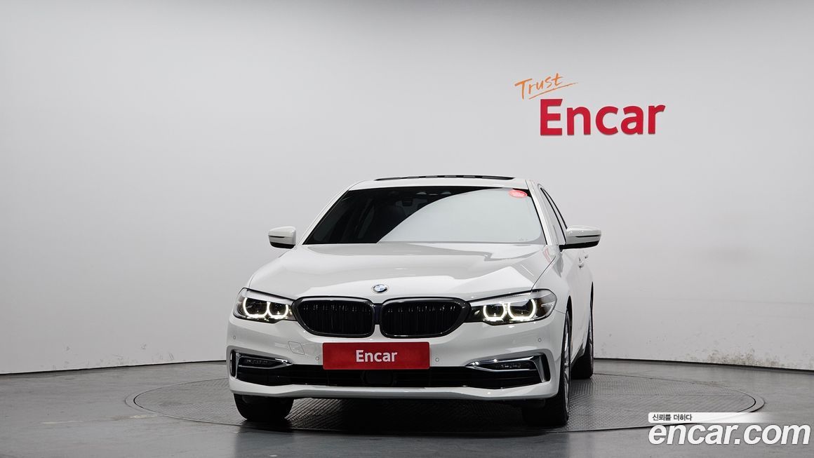 BMW 5-Series 2019