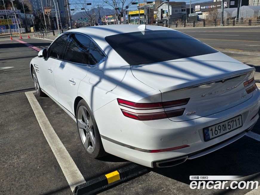 Genesis G80 2022