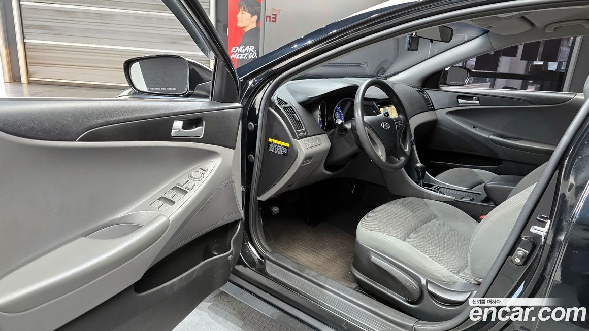 Hyundai Sonata 2011