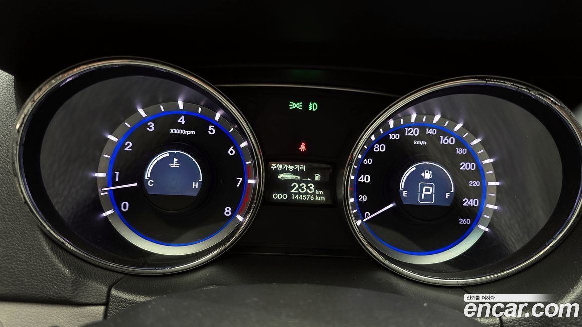 Hyundai Sonata 2011