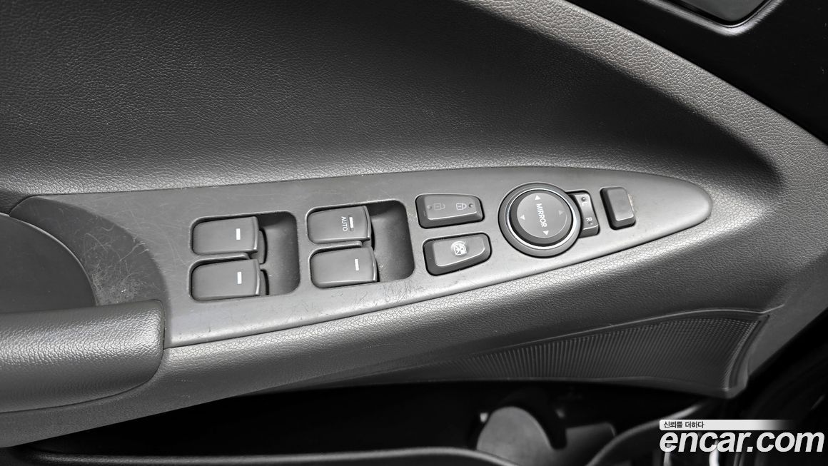 Hyundai Sonata 2011