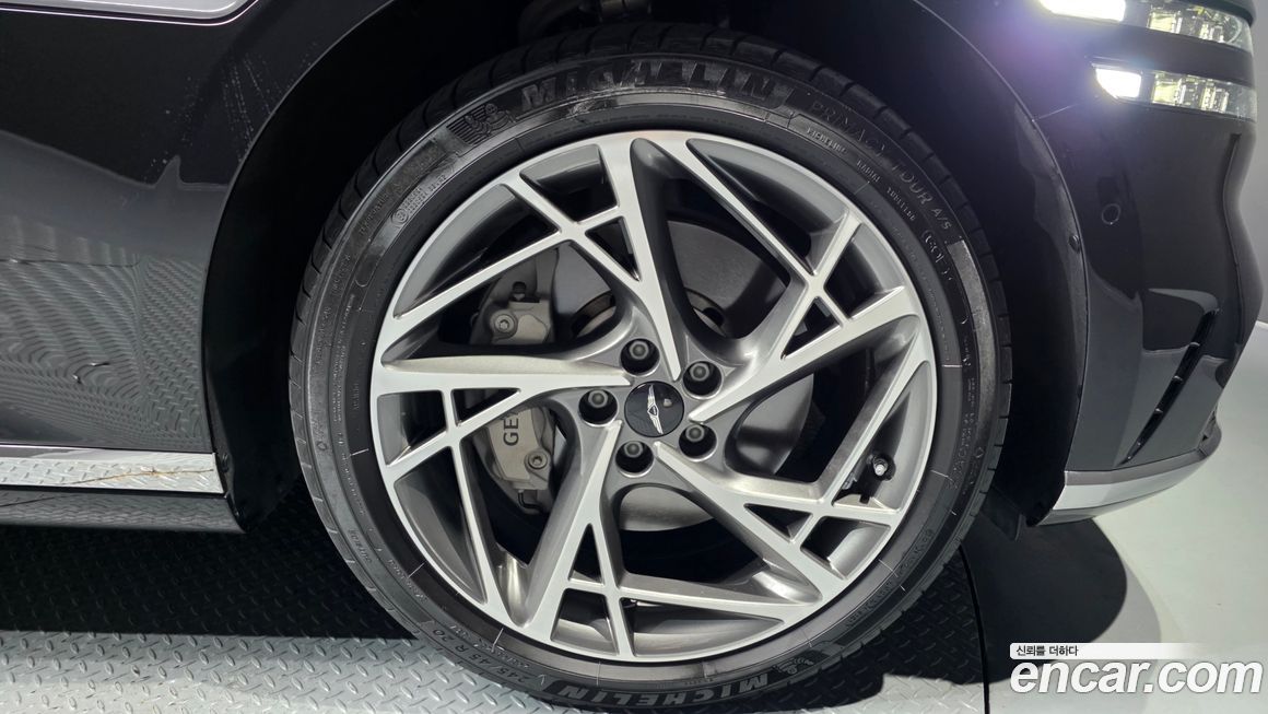 Genesis G90 2022