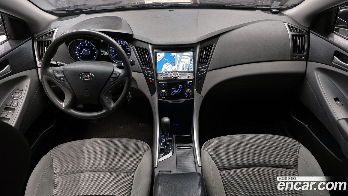 Hyundai Sonata 2011