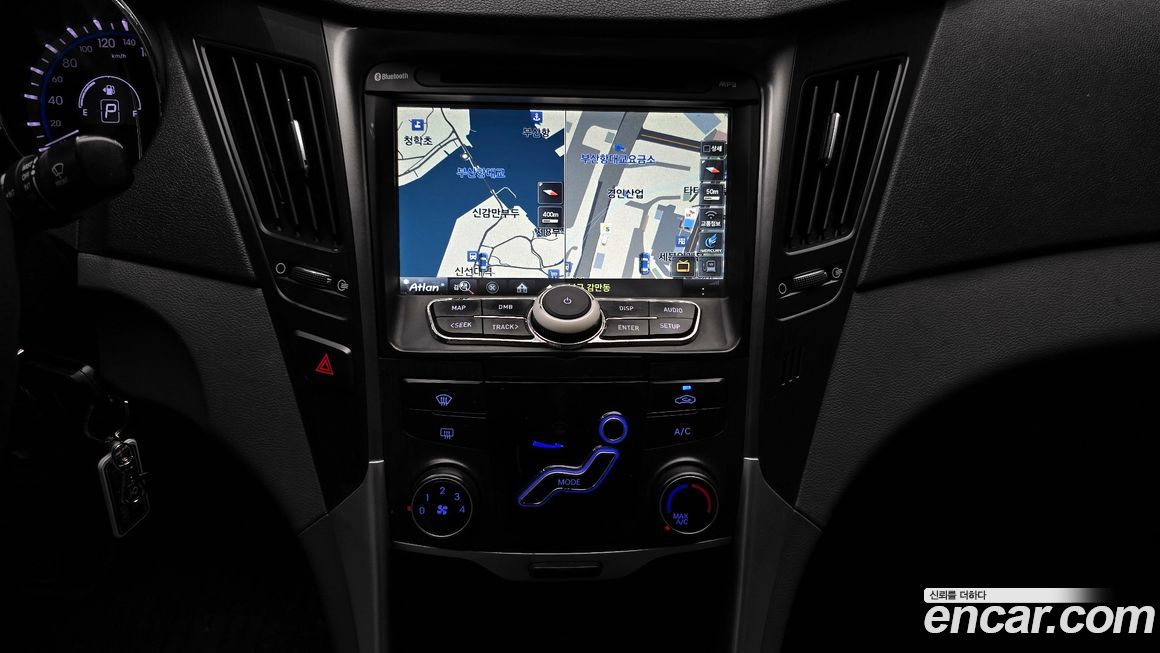 Hyundai Sonata 2011