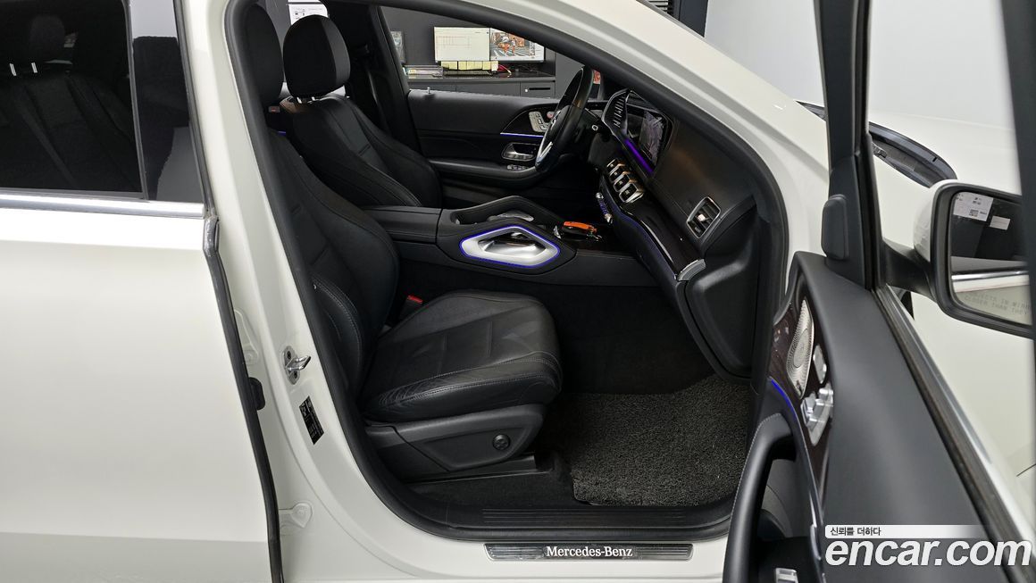 Mercedes-Benz GLE-Class 2021