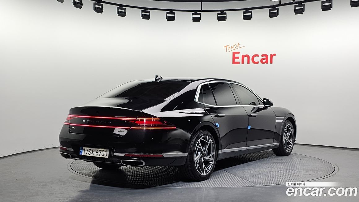 Genesis G90 2023