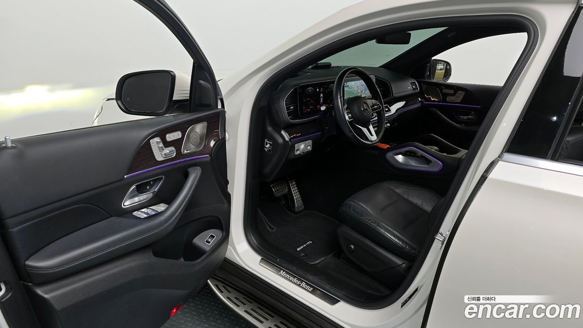 Mercedes-Benz GLE-Class 2021