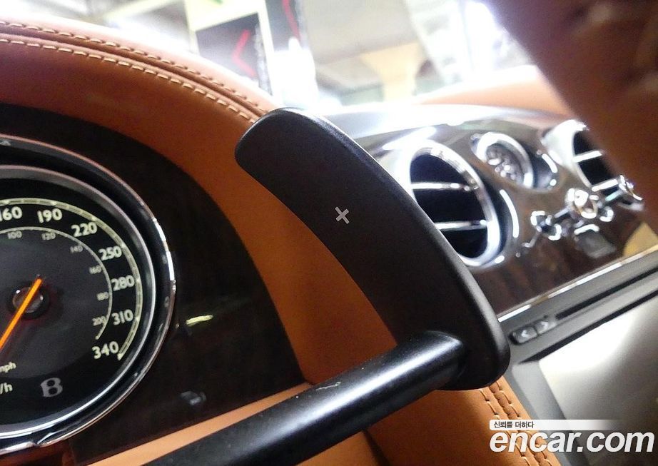 Bentley Continental 2015