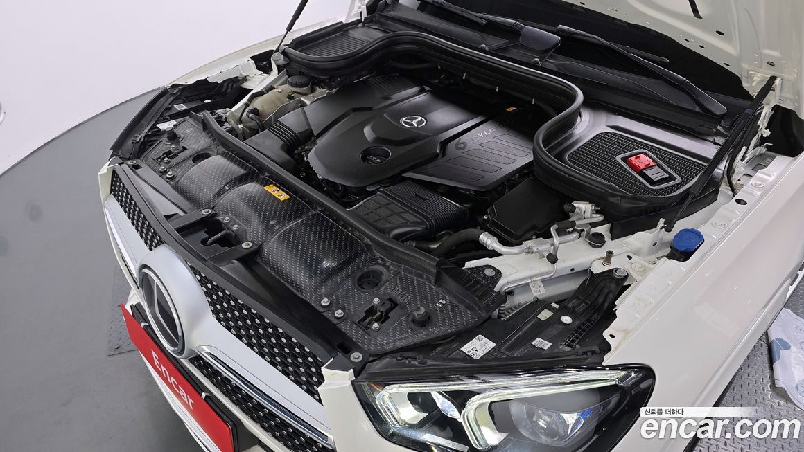 Mercedes-Benz GLE-Class 2021