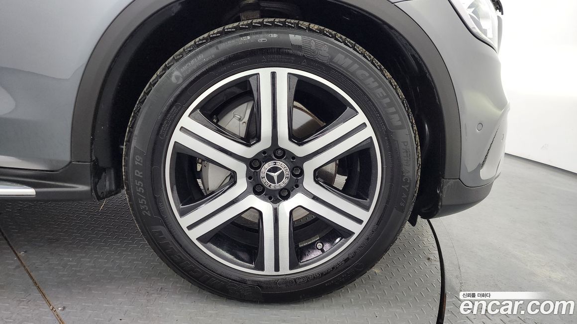 Mercedes-Benz GLC-Class 2020