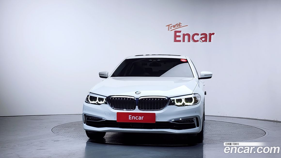 BMW 5-Series 2019