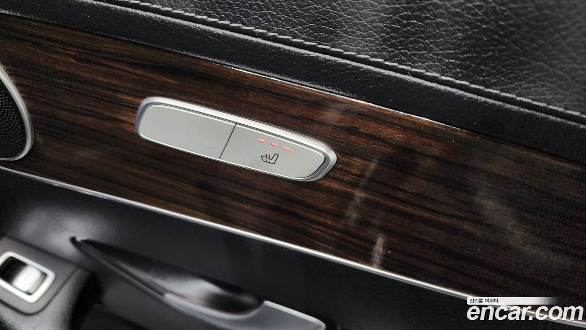 Mercedes-Benz GLC-Class 2020