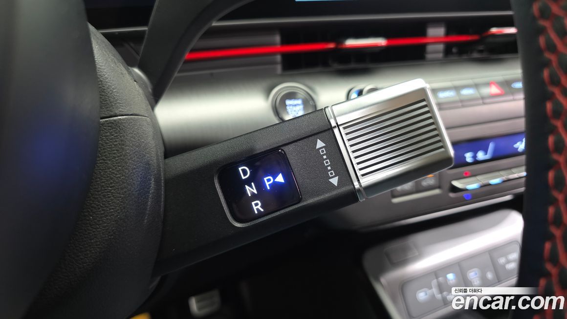 Hyundai Kona 2025